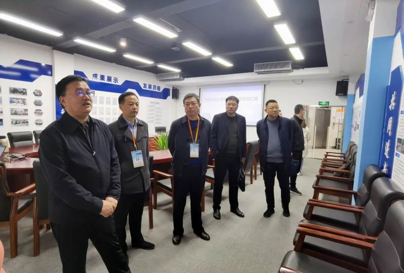 1641458196362043.jpg 640.webp (1).jpg